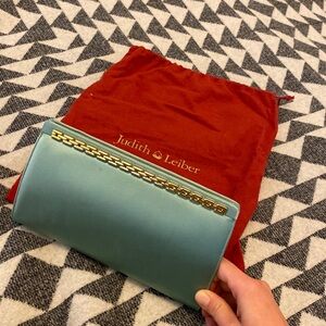 Judith Leiber Clutch Tiffany blue